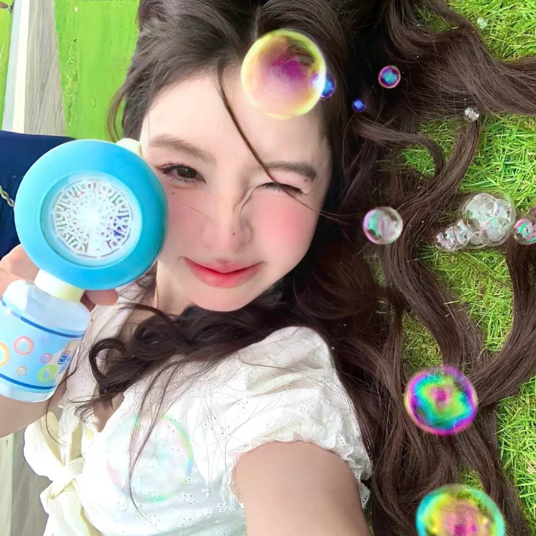 四美偷情
